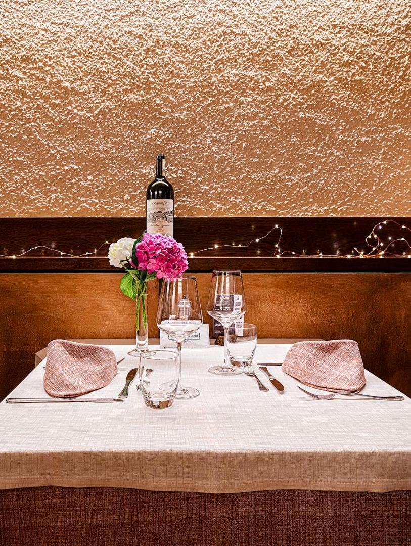 Wine Hotel San Carlo - Relais & Spa - Boutique Hotel Chiuro المظهر الخارجي الصورة