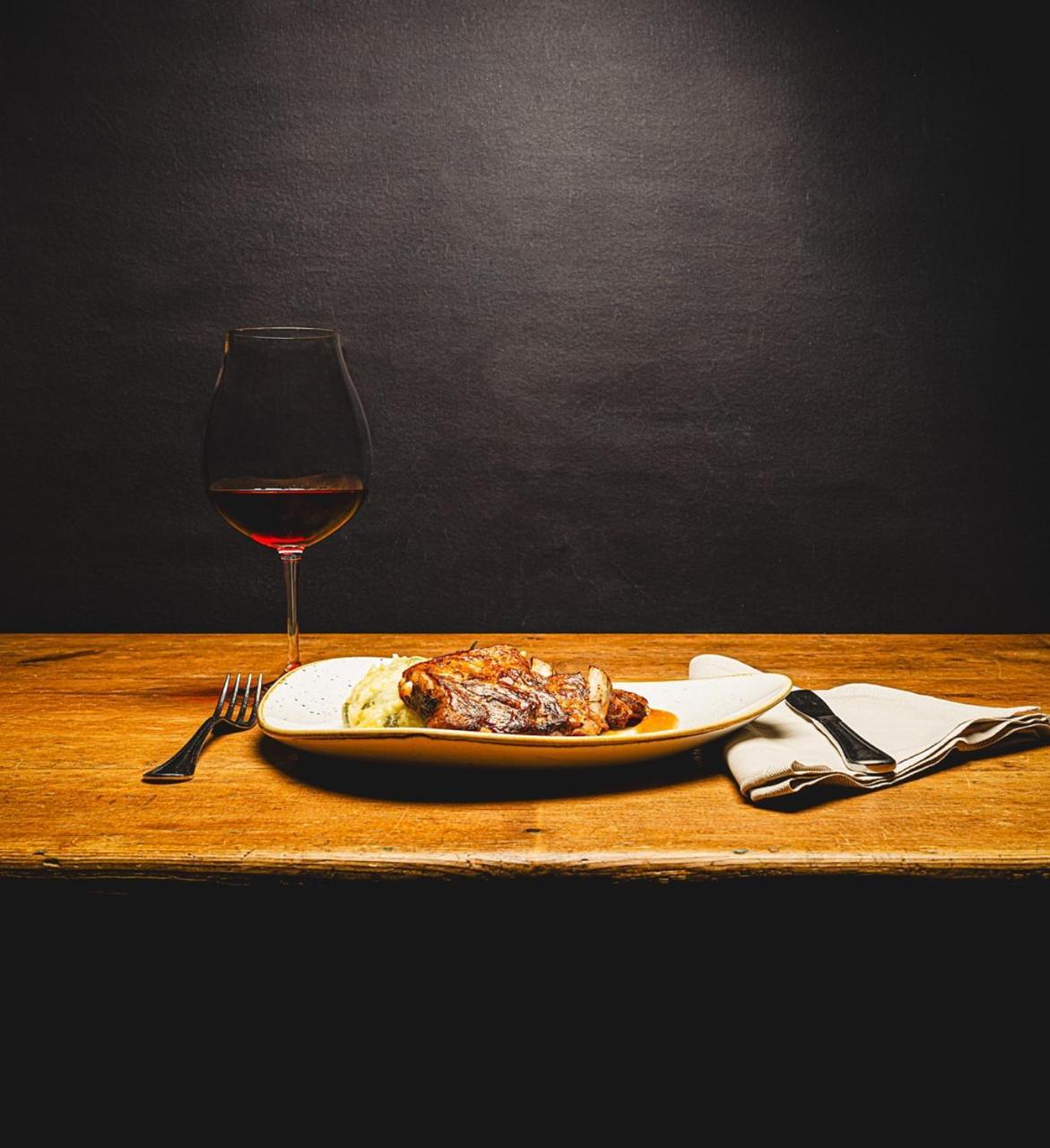 Wine Hotel San Carlo - Relais & Spa - Boutique Hotel Chiuro المظهر الخارجي الصورة