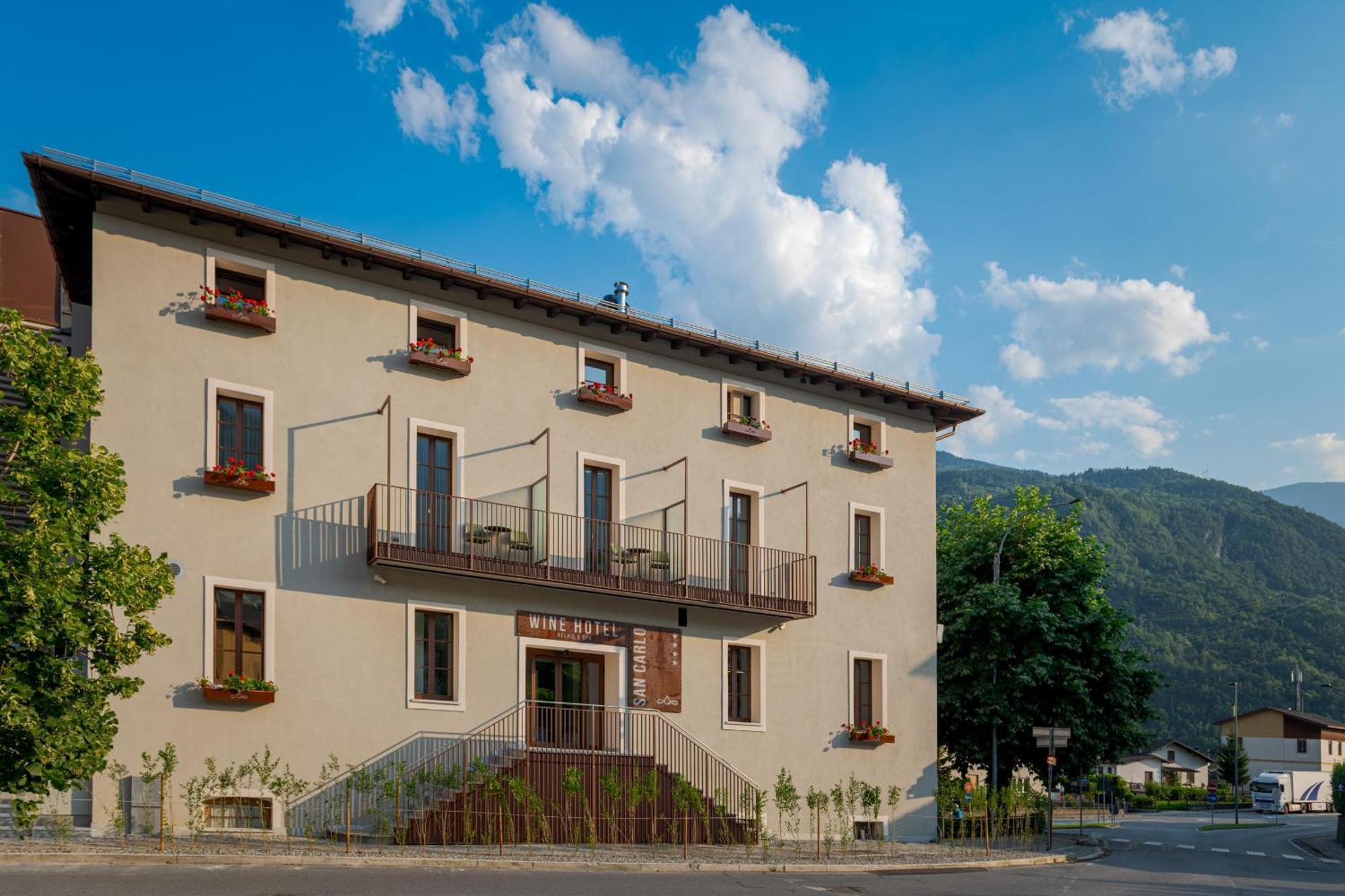 Wine Hotel San Carlo - Relais & Spa - Boutique Hotel Chiuro المظهر الخارجي الصورة