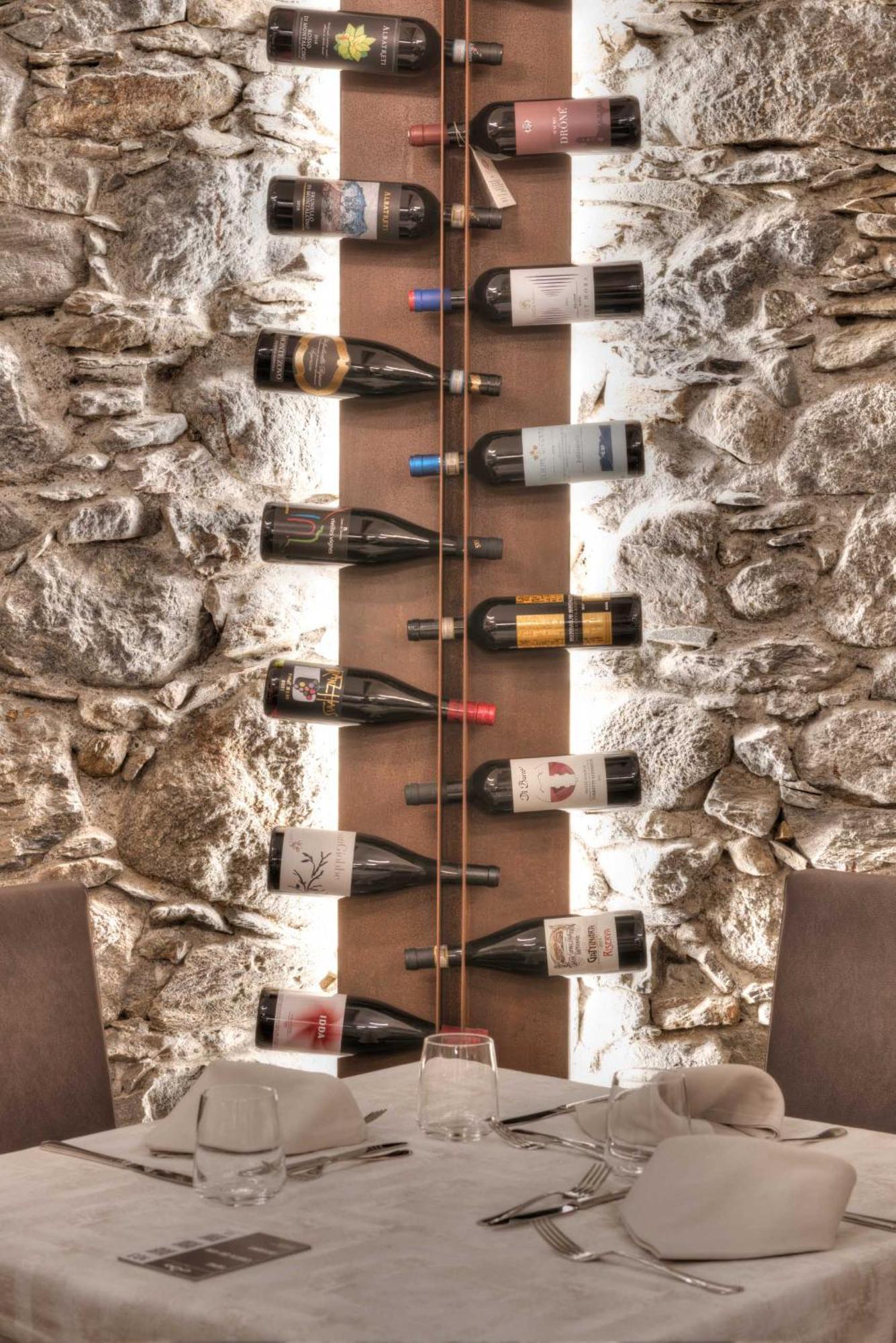 Wine Hotel San Carlo - Relais & Spa - Boutique Hotel Chiuro المظهر الخارجي الصورة