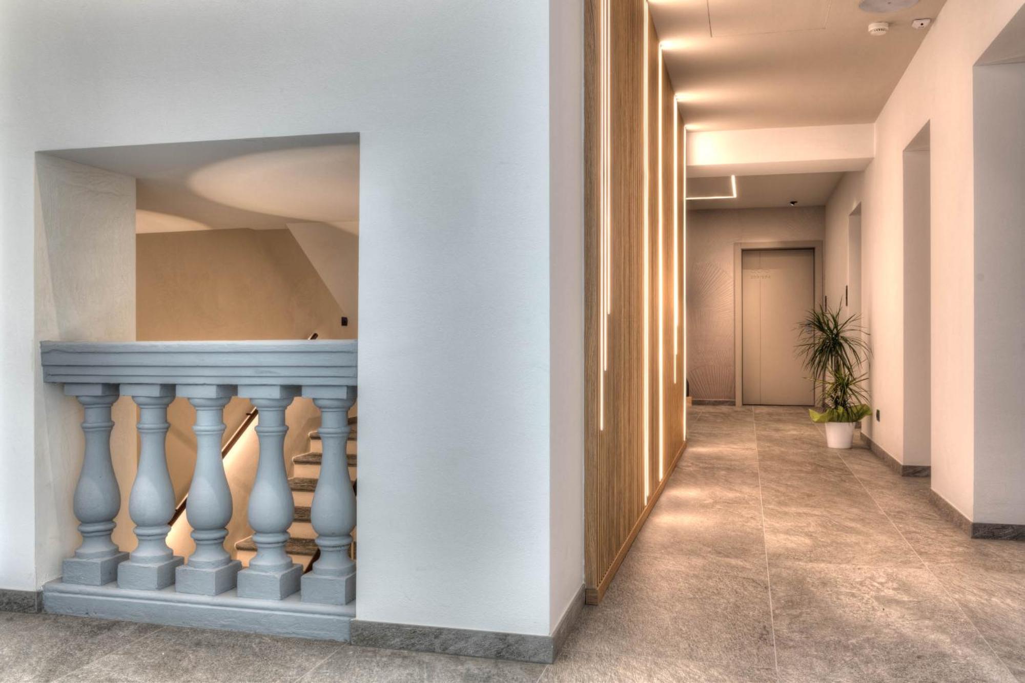 Wine Hotel San Carlo - Relais & Spa - Boutique Hotel Chiuro المظهر الخارجي الصورة