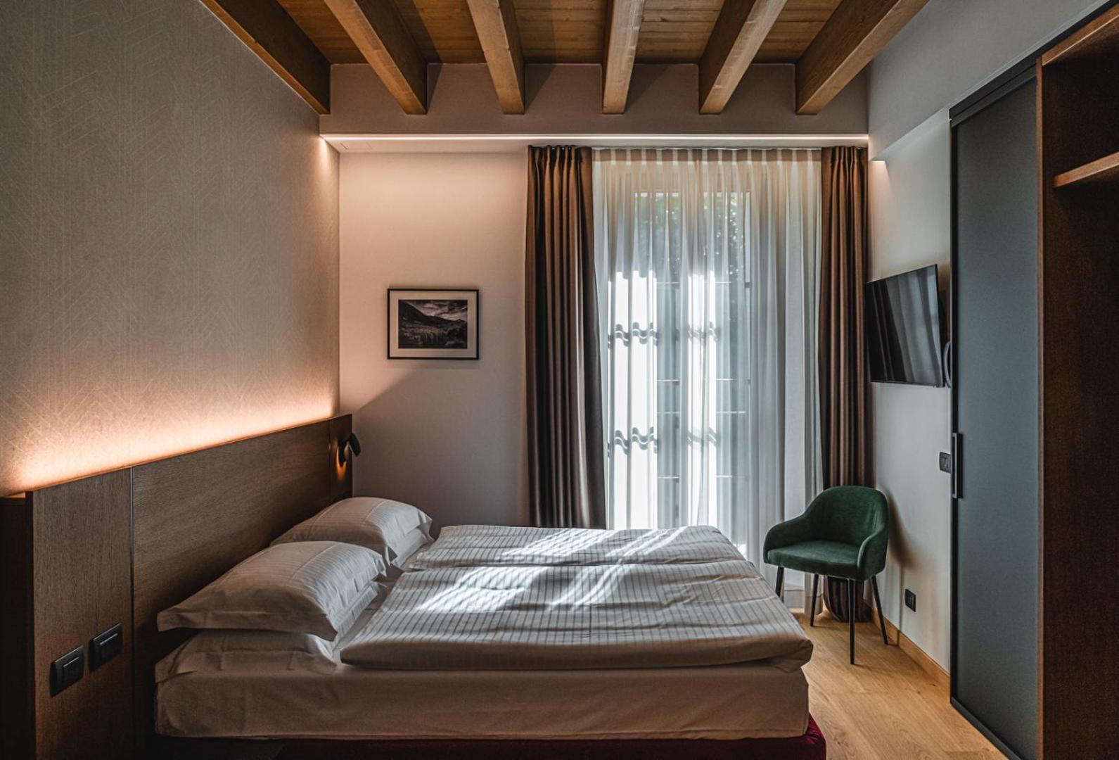 Wine Hotel San Carlo - Relais & Spa - Boutique Hotel Chiuro المظهر الخارجي الصورة