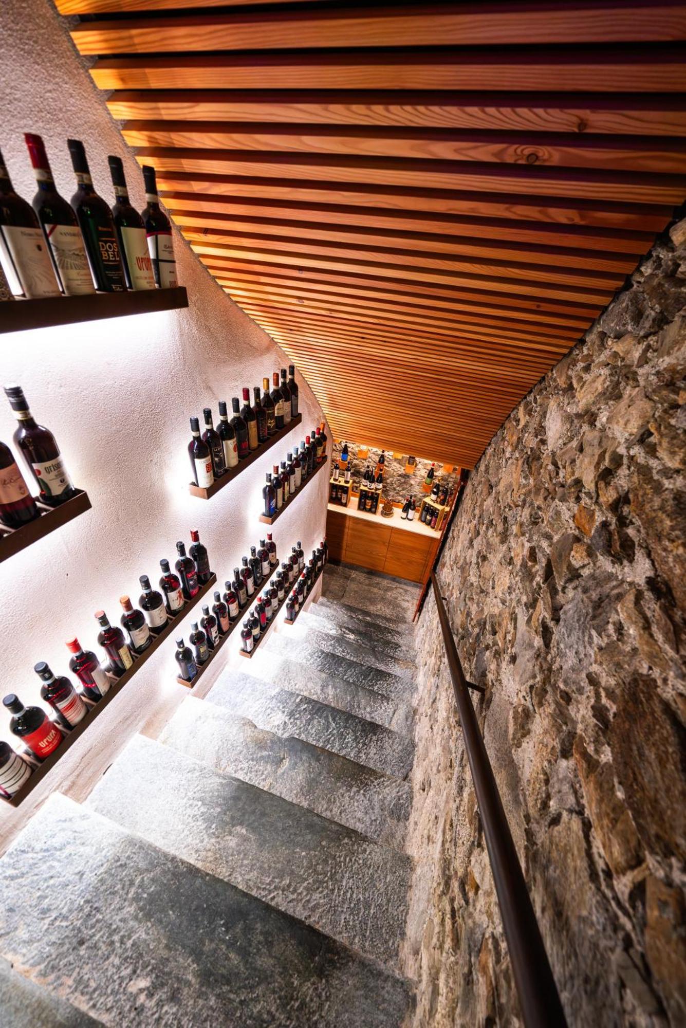 Wine Hotel San Carlo - Relais & Spa - Boutique Hotel Chiuro المظهر الخارجي الصورة